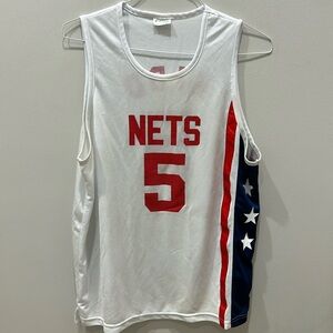 Men’s Nets Sleeveless Jersey featuring Kidd #5. Size XL